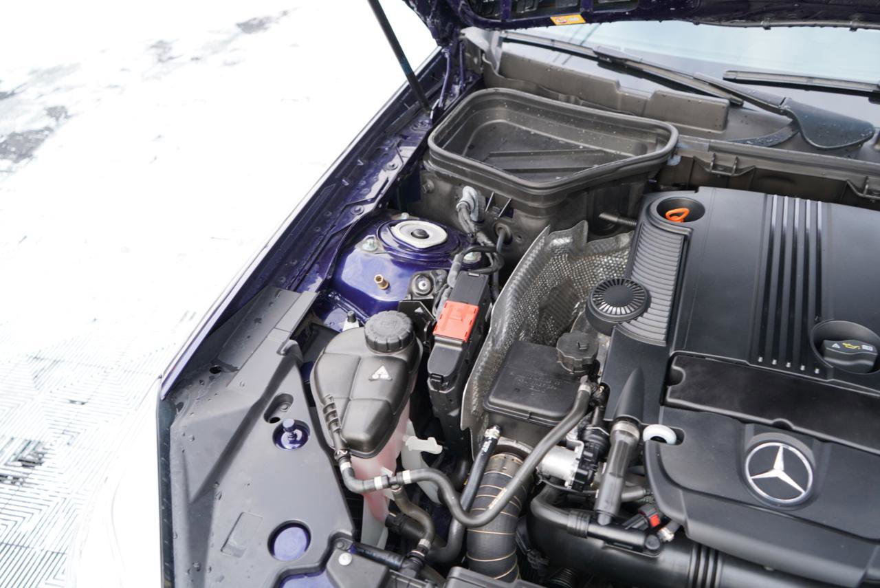 Used 2015 Mercedes-Benz SLK 250 image 90