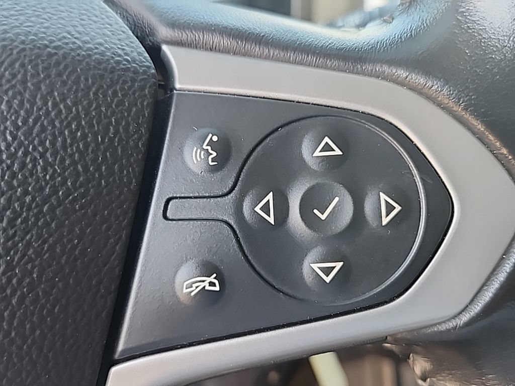 Used 2022 Chevrolet Colorado LT w/ Fleet Safety Package RWD image 12