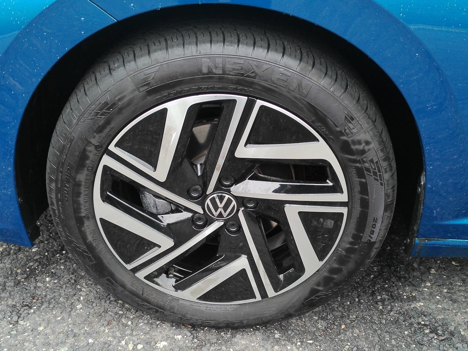 Used 2024 Volkswagen Jetta SEL FWD image 29