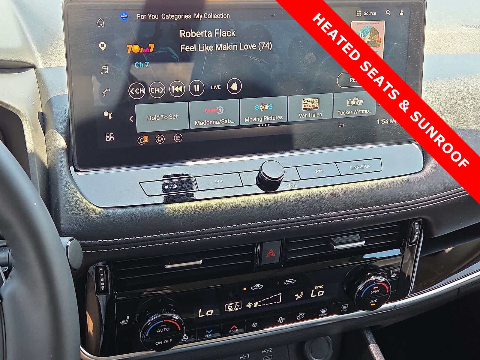 Used 2025 Nissan Rogue SL w/ Tech Package FWD image 17