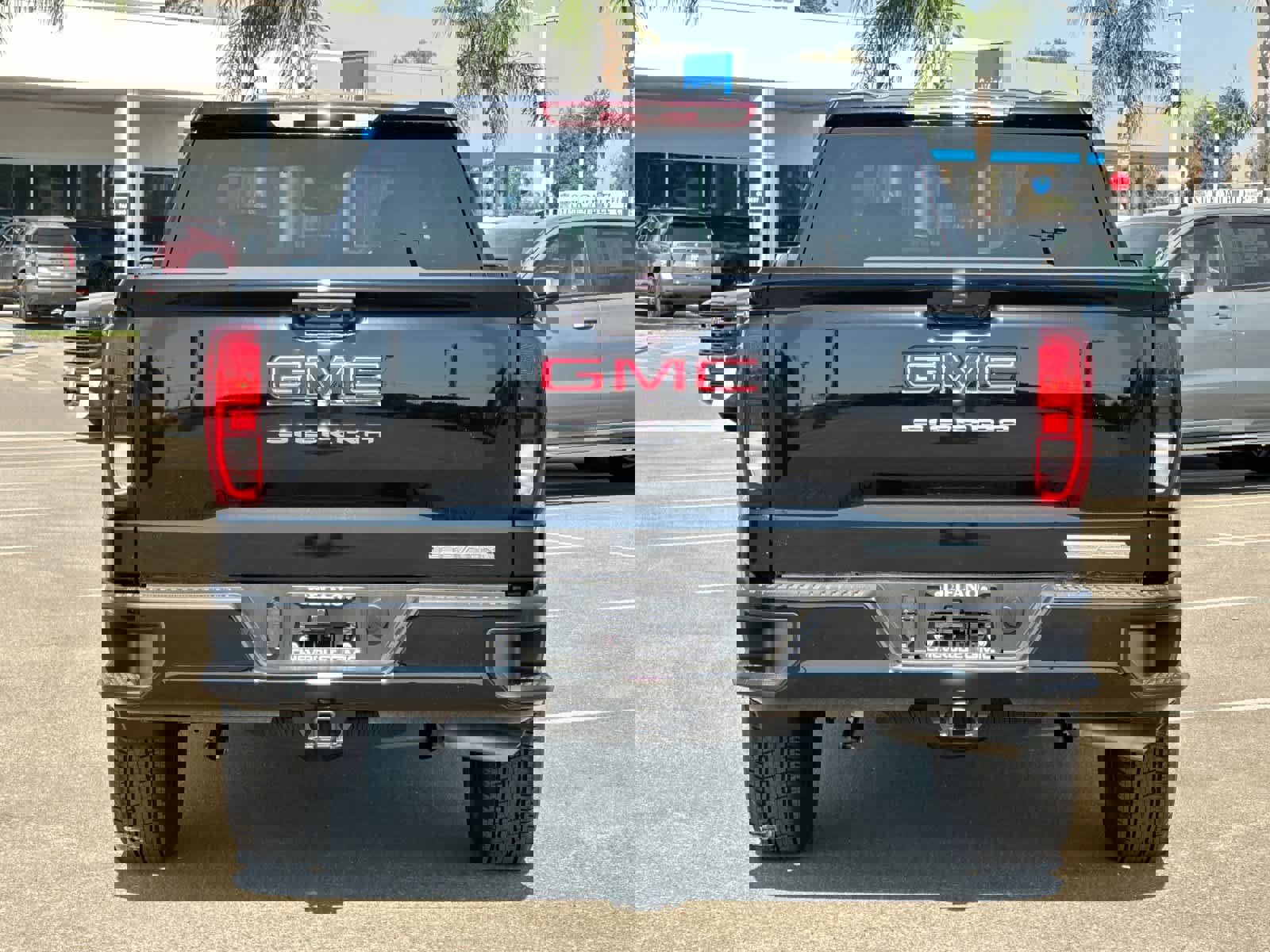 New 2026 GMC Sierra 1500 Elevation image 4