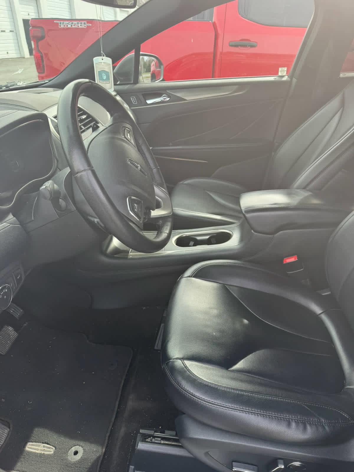 Used 2018 Lincoln MKC Premiere image 7