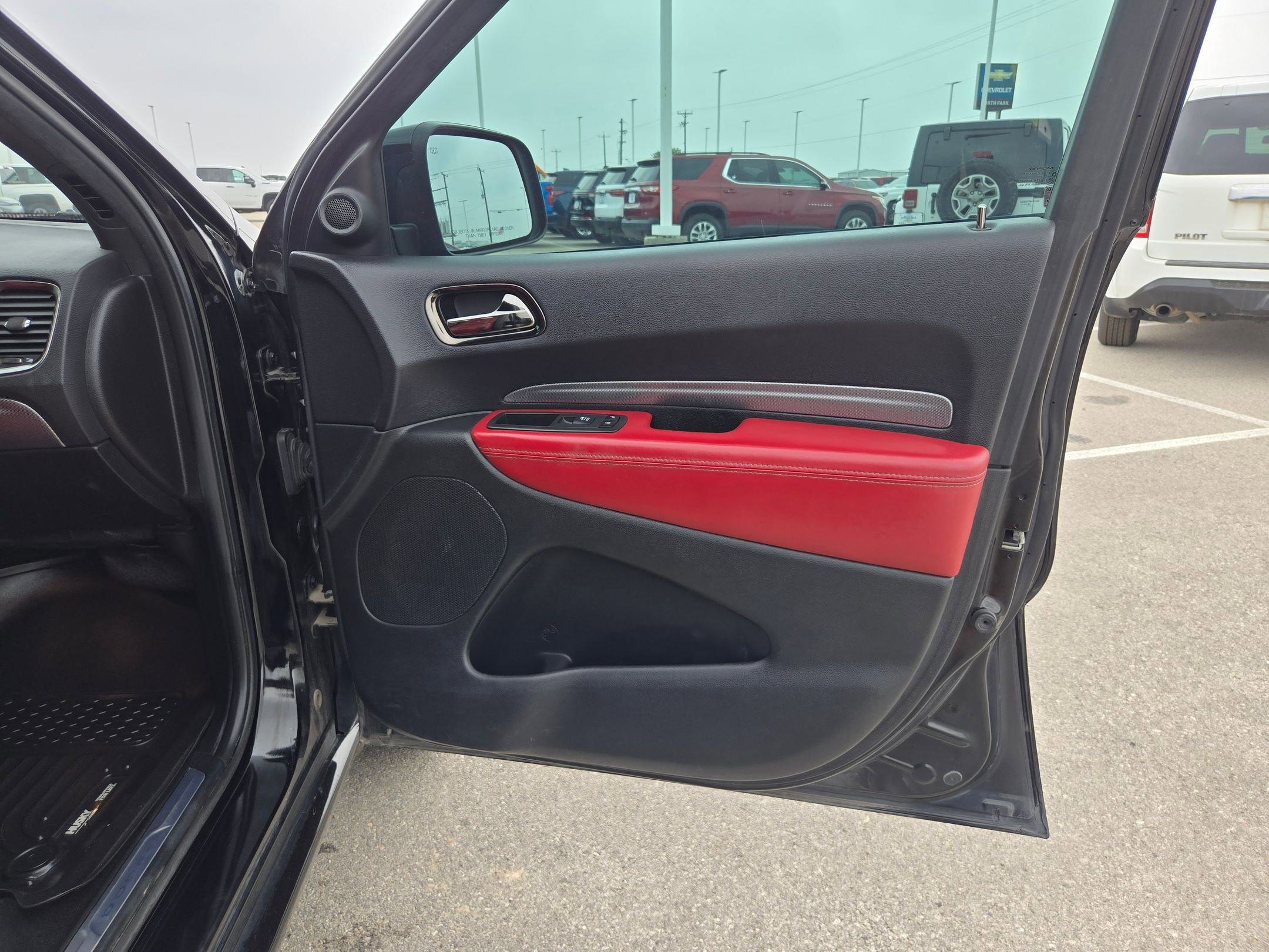 Used 2020 Dodge Durango R/T w/ Blacktop Package RWD image 27