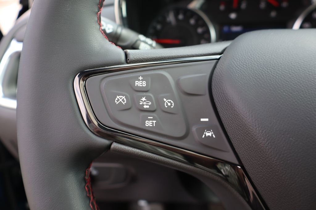 Used 2023 Chevrolet Equinox RS w/ LPO, Floor Liner Package image 15