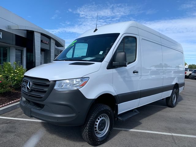 Used 2023 Mercedes-Benz Sprinter 2500 image 3