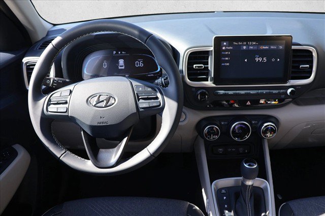 New 2026 Hyundai Venue SEL FWD image 23