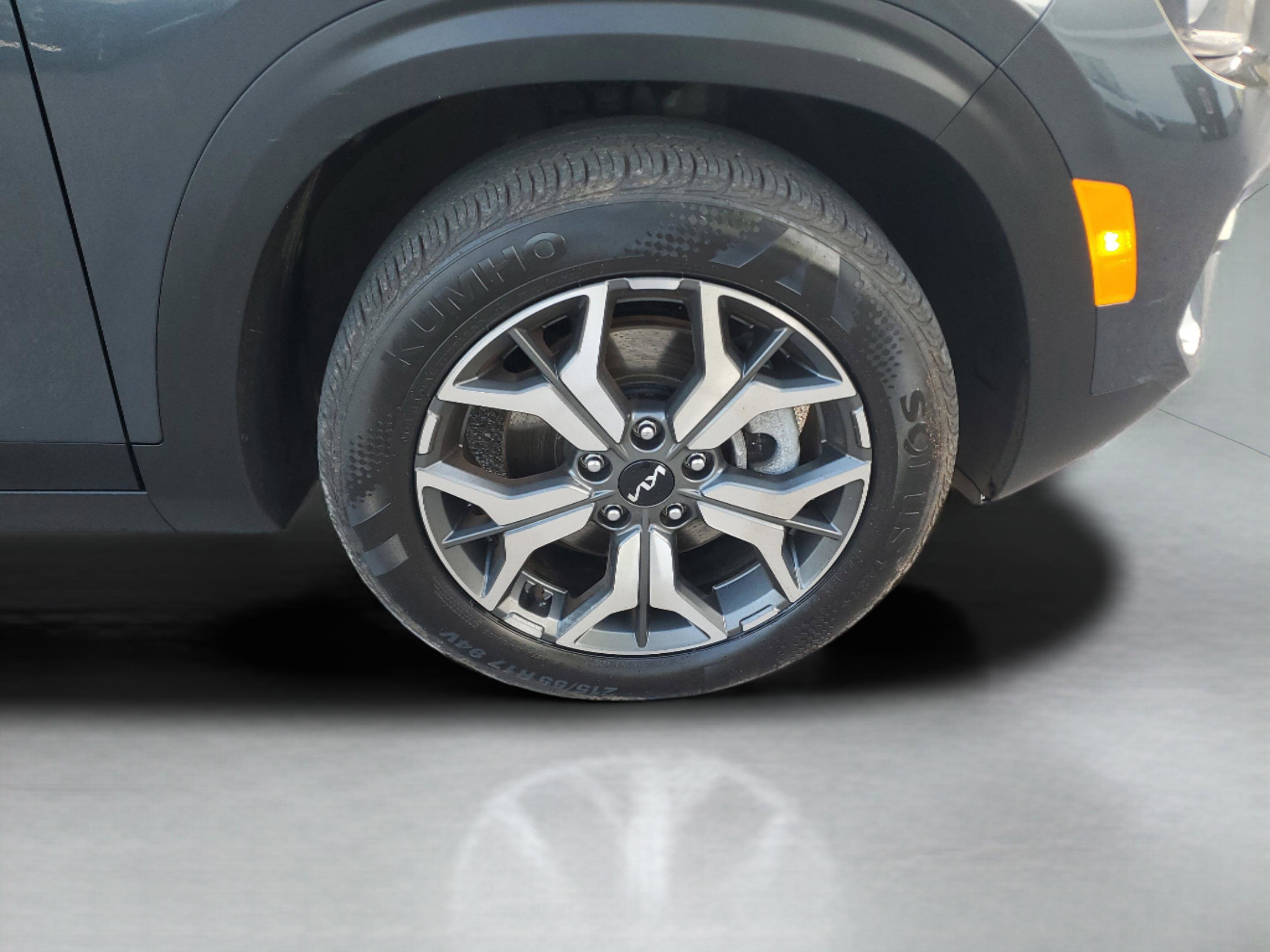 Certified 2023 Kia Seltos EX AWD/4WD image 31