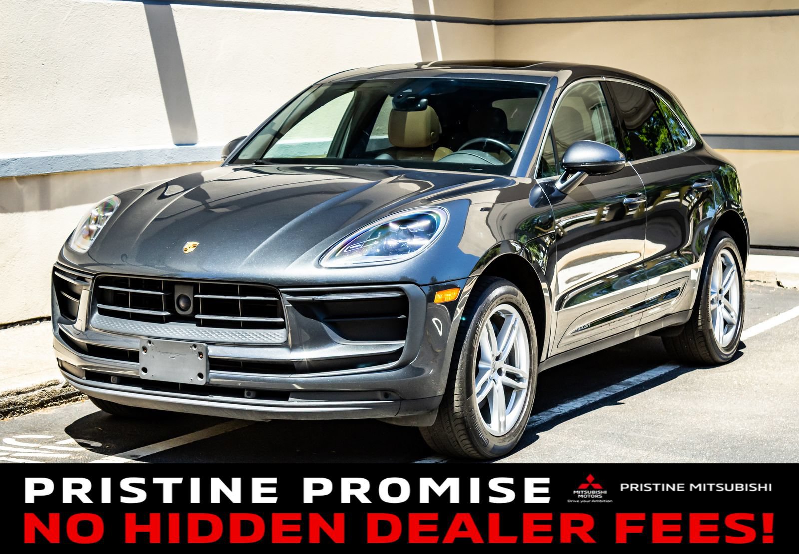 Used 2023 Porsche Macan AWD/4WD image 1