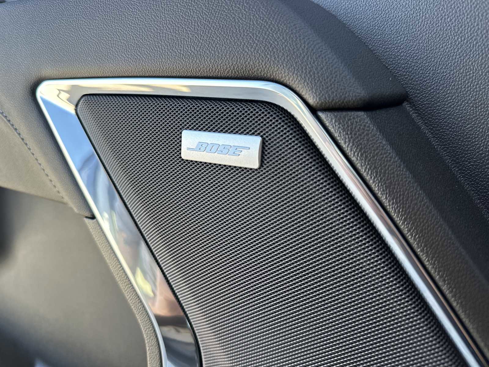 Used 2024 GMC Sierra 1500 SLT w/ SLT Premium Plus Package image 30