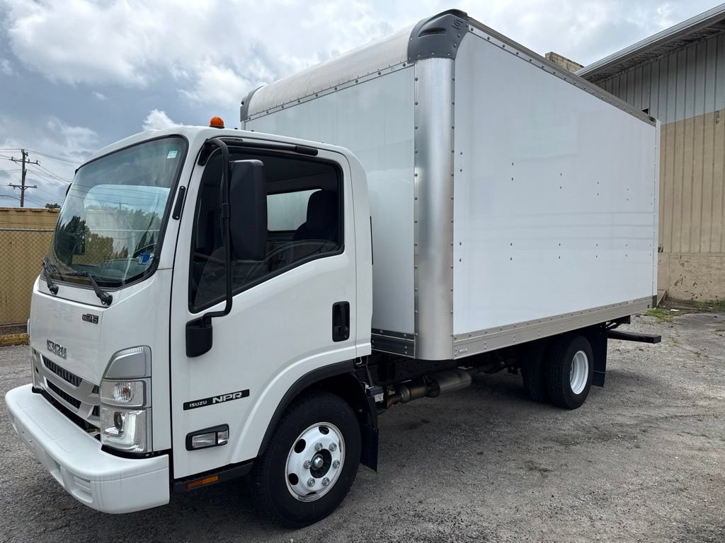 Used 2024 Isuzu NPR RWD image 3