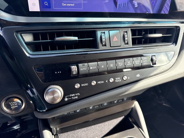 Certified 2024 Lexus ES 350 w/ Technology Package FWD image 19
