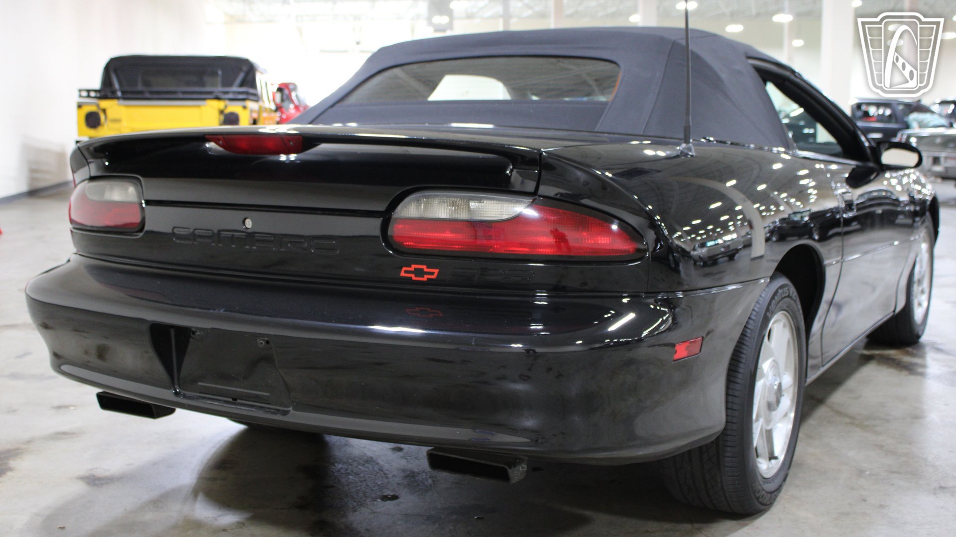 Used 1995 Chevrolet Camaro Z28 RWD image 36