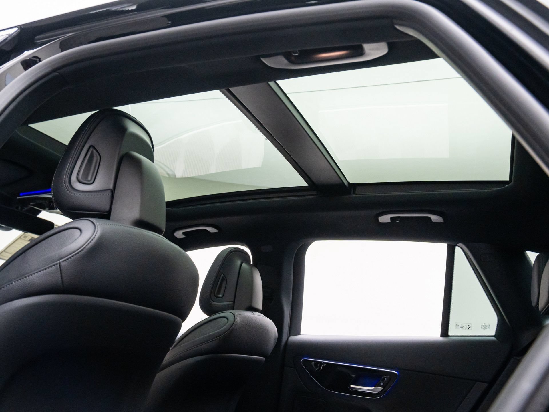 New 2026 Mercedes-Benz GLC 300 4MATIC image 19