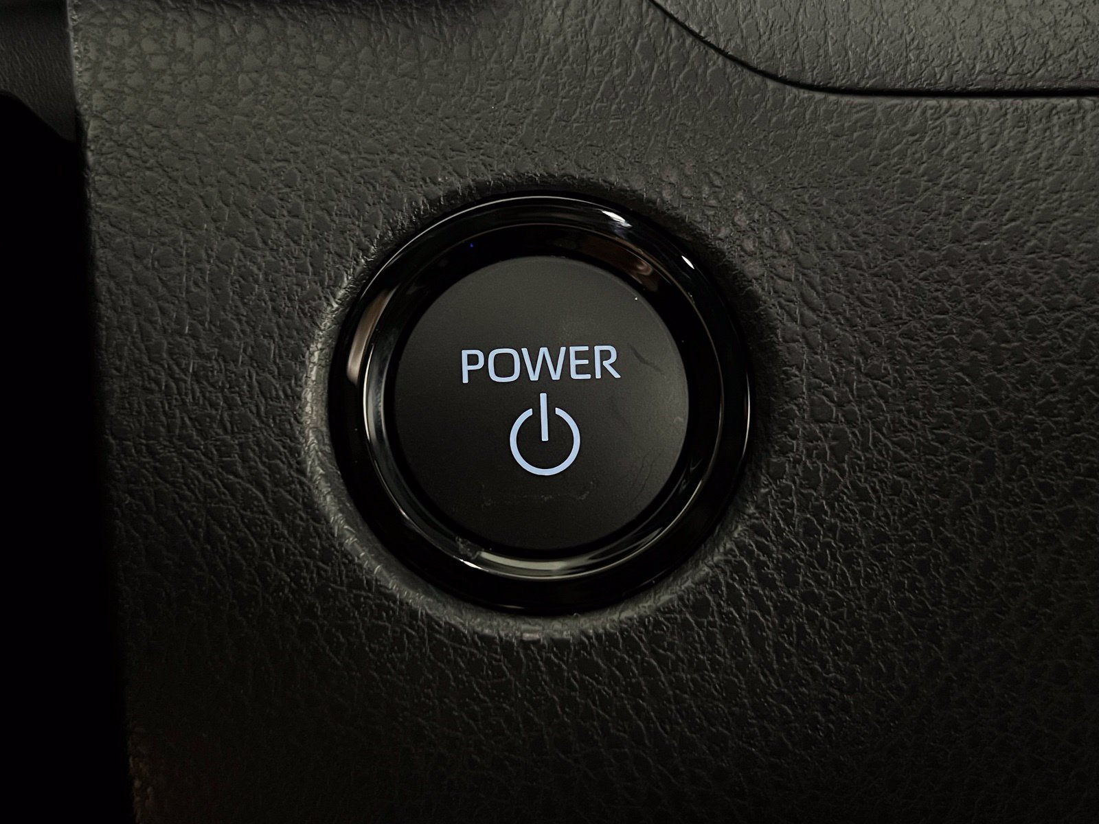 New 2027 Toyota Camry SE w/ Convenience Package FWD image 16