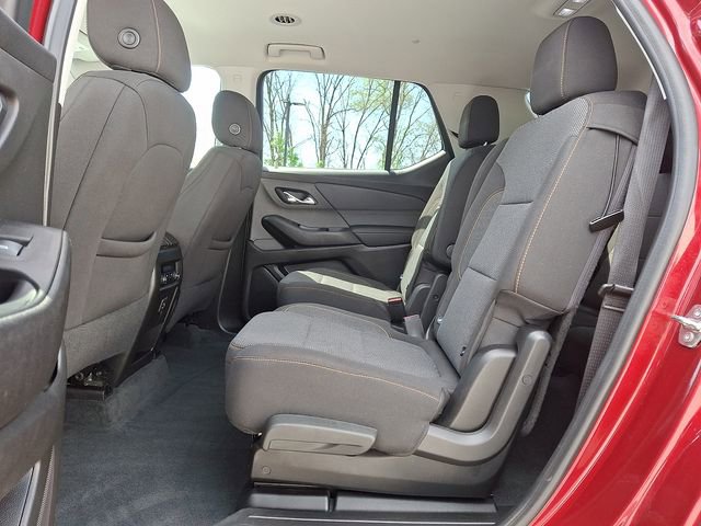 Used 2021 Chevrolet Traverse LT image 13