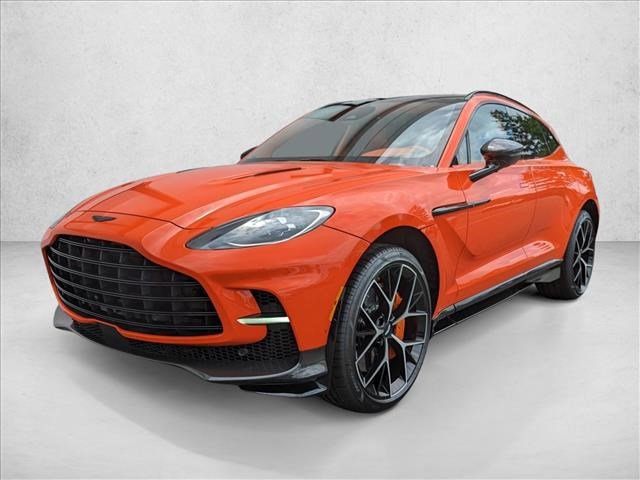 Used 2025 Aston Martin DBX 707 image 1