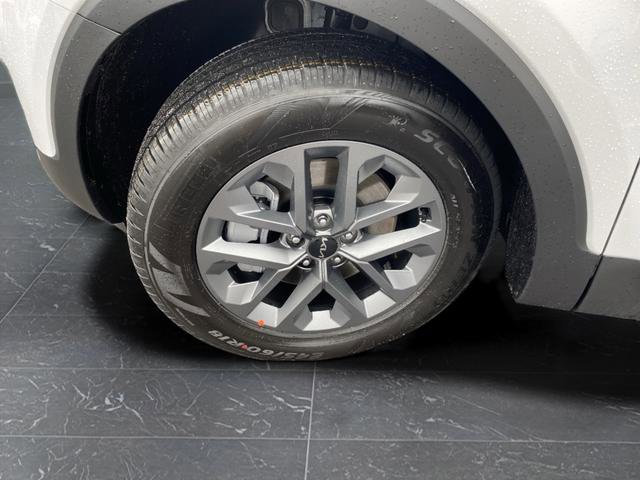 New 2025 Kia Telluride LX image 40