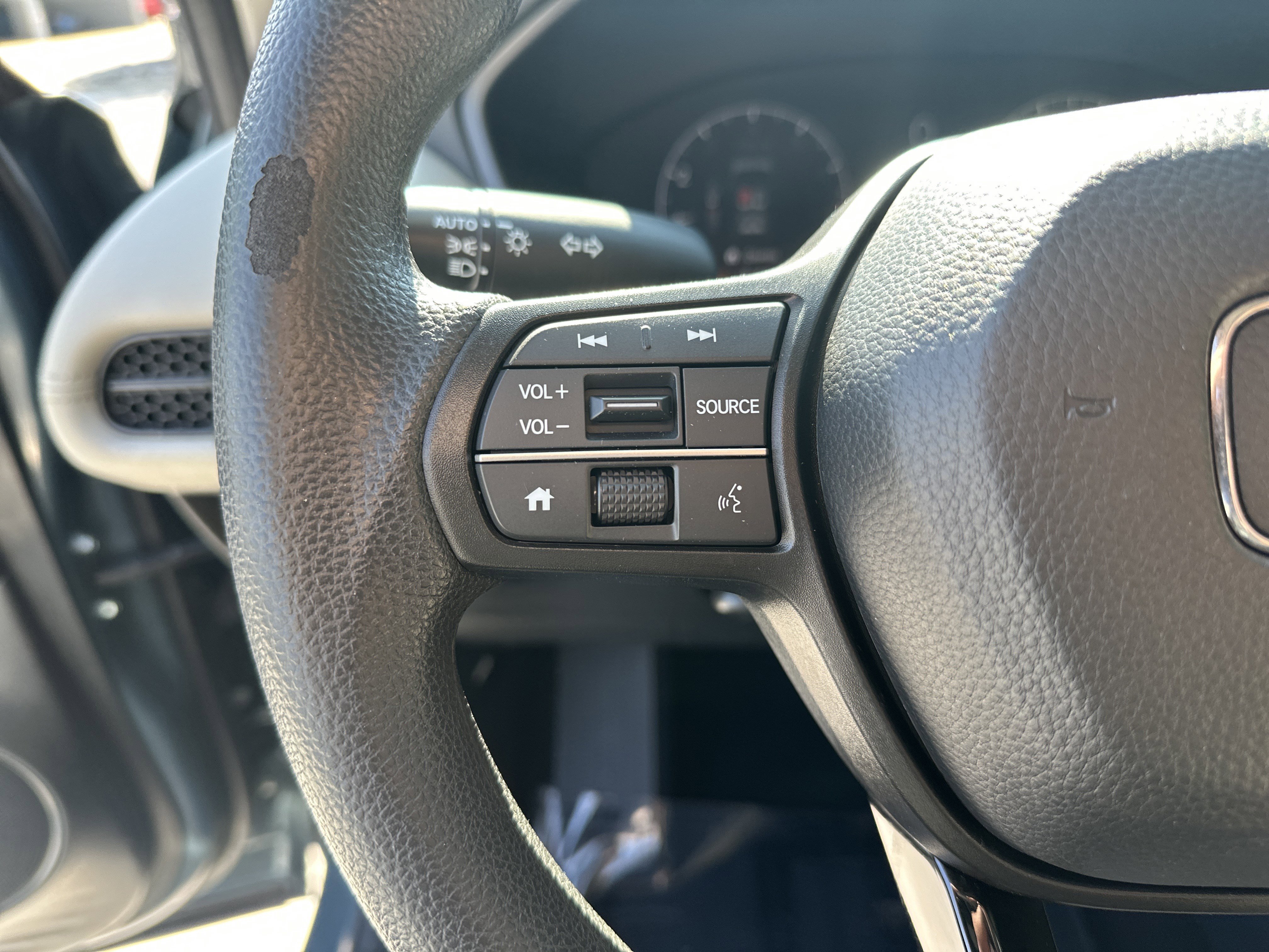 Used 2024 Honda HR-V LX image 19