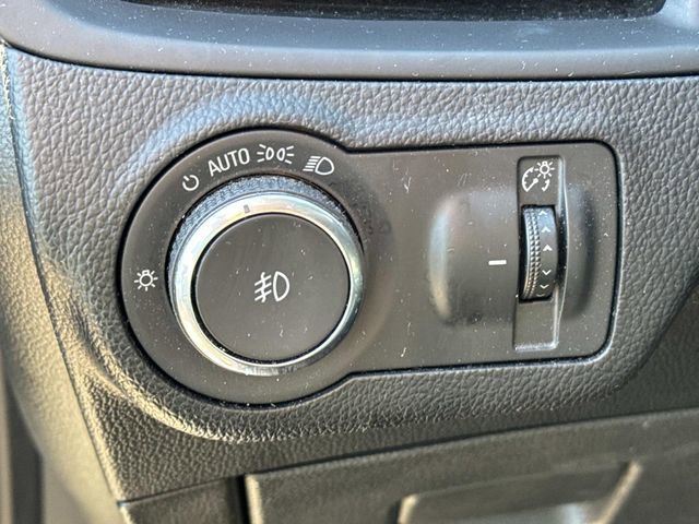 Used 2018 Buick Envision Essence image 26