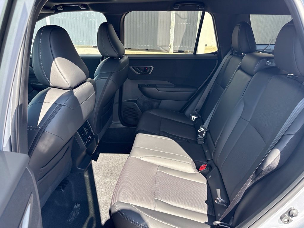 New 2026 Subaru Outback Limited XT AWD/4WD image 12
