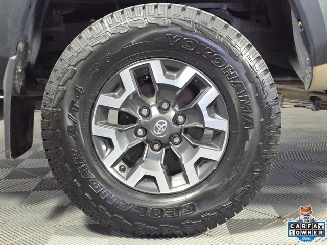 Certified 2020 Toyota Tacoma TRD Off-Road AWD/4WD image 25