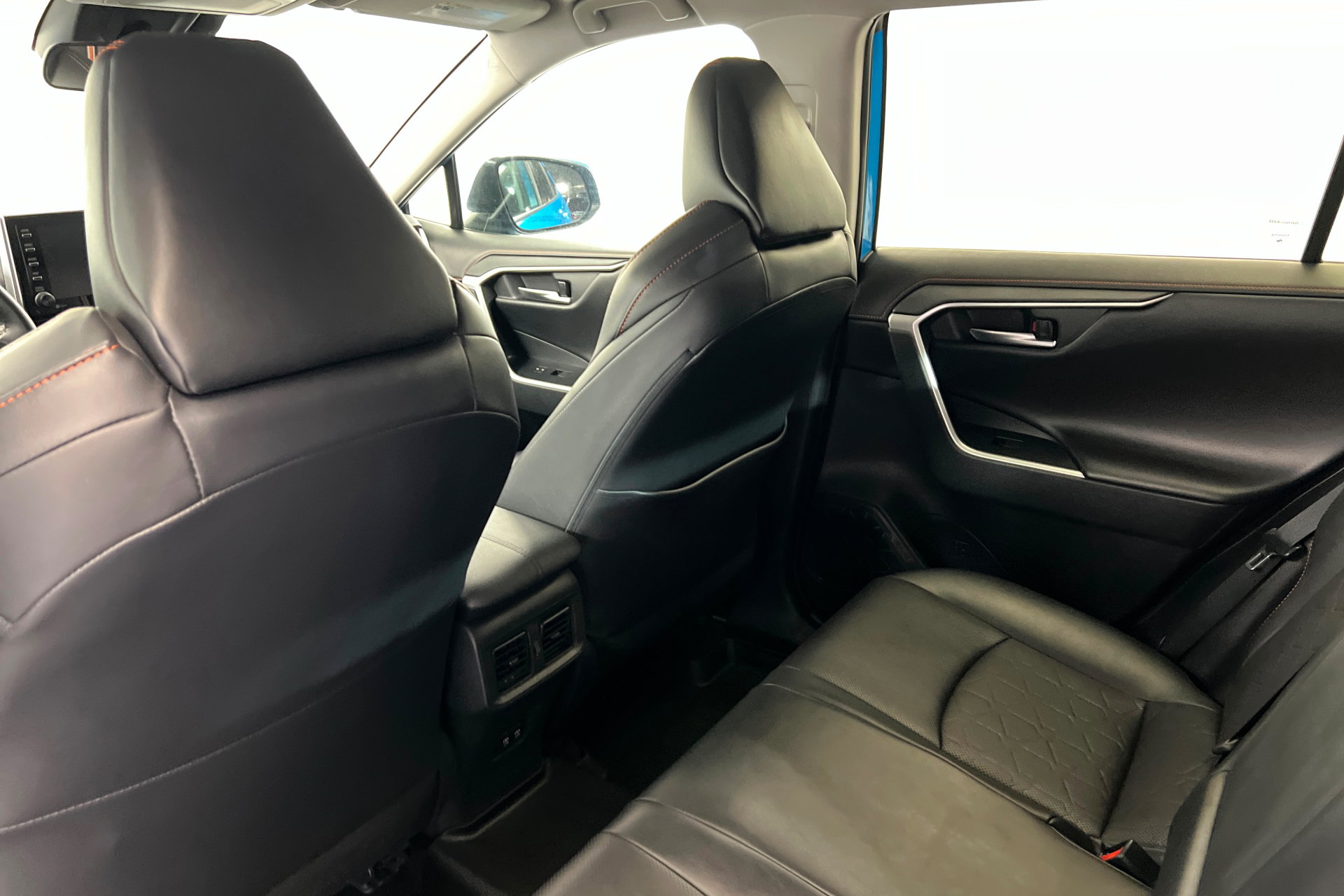 Used 2019 Toyota RAV4 Adventure w/ Cold Weather Package AWD/4WD image 19