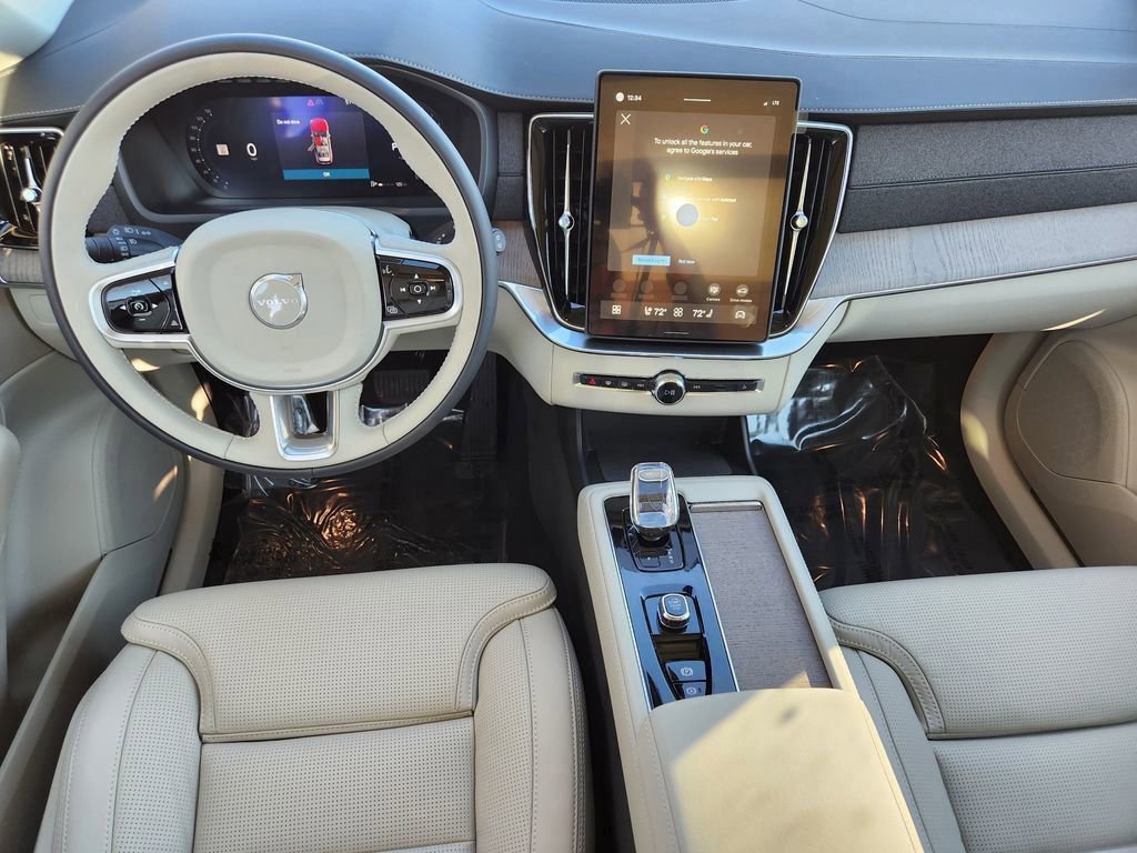 New 2026 Volvo XC90 B6 Ultra w/ Protection Package image 15