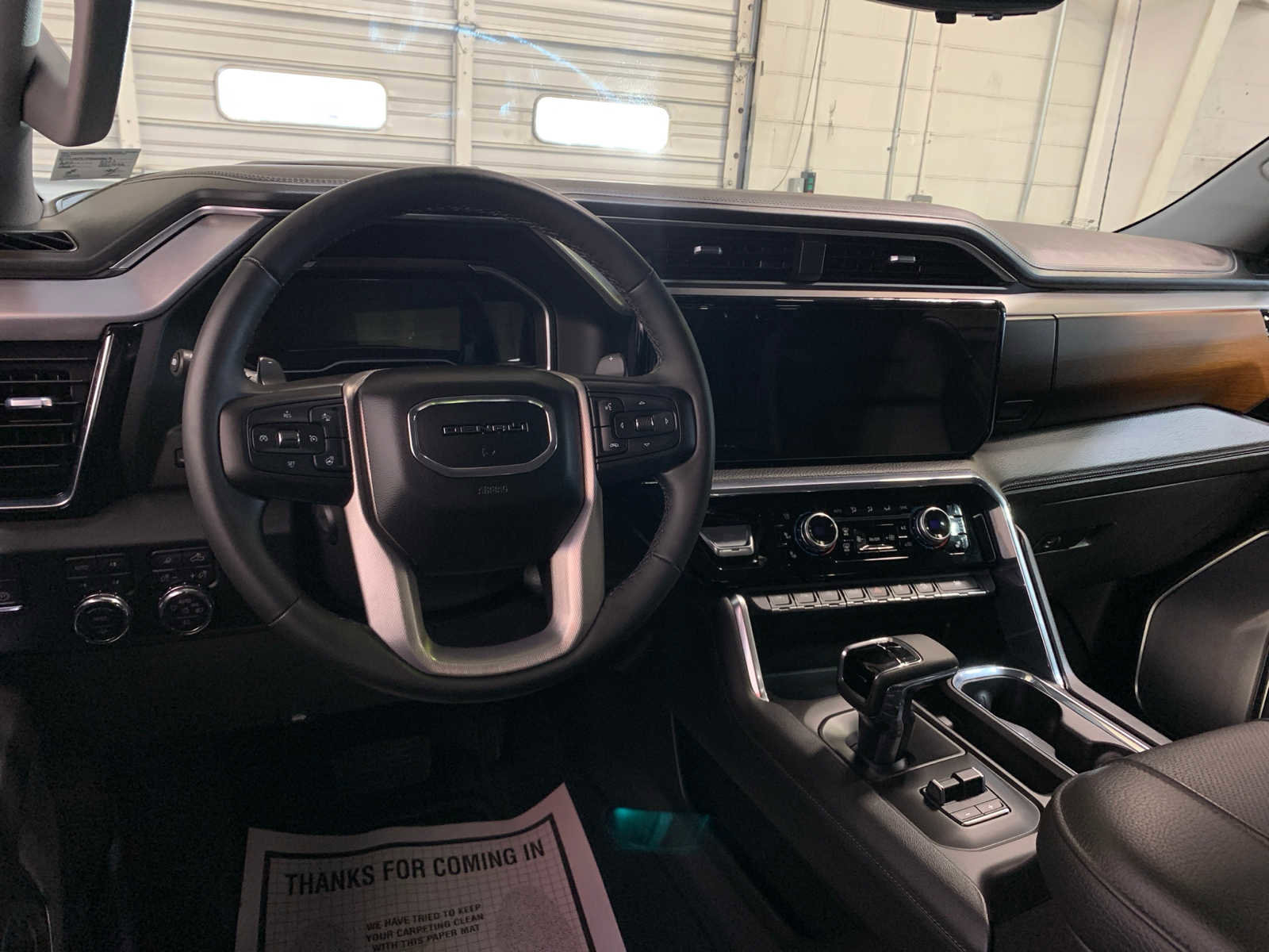 Used 2023 GMC Sierra 1500 Denali w/ Denali Reserve Package AWD/4WD image 4