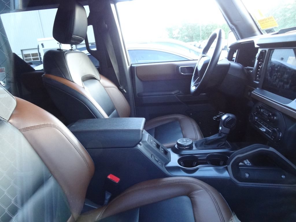 Used 2024 Ford Bronco Outer Banks AWD/4WD image 7