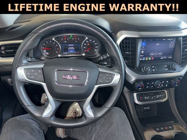 Used 2023 GMC Acadia SLE w/ Driver Convenience Package image 4