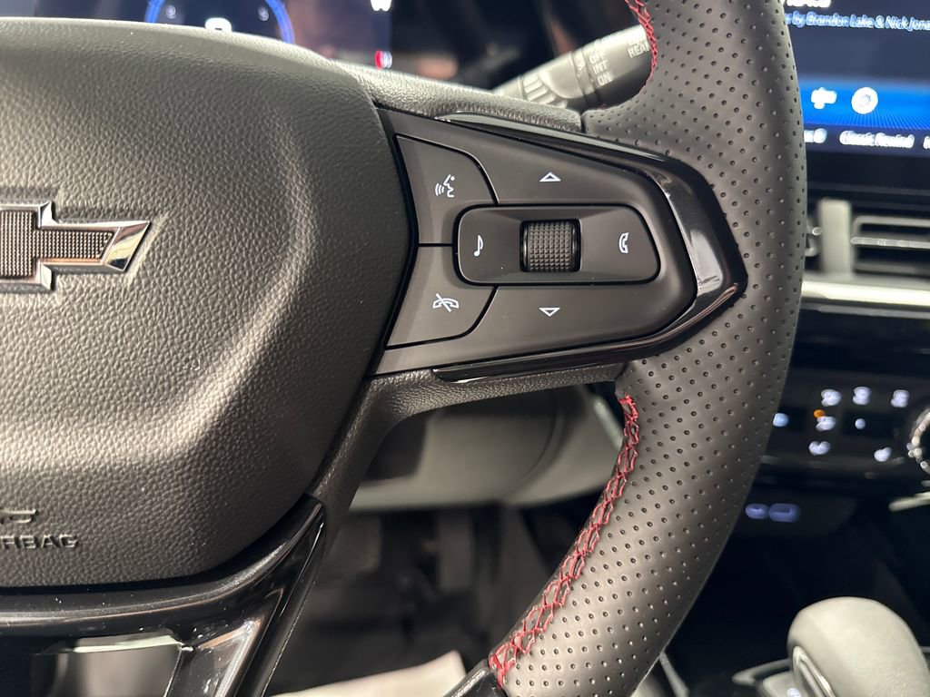 New 2026 Chevrolet Trax RS w/ Driver Confidence Package FWD image 5