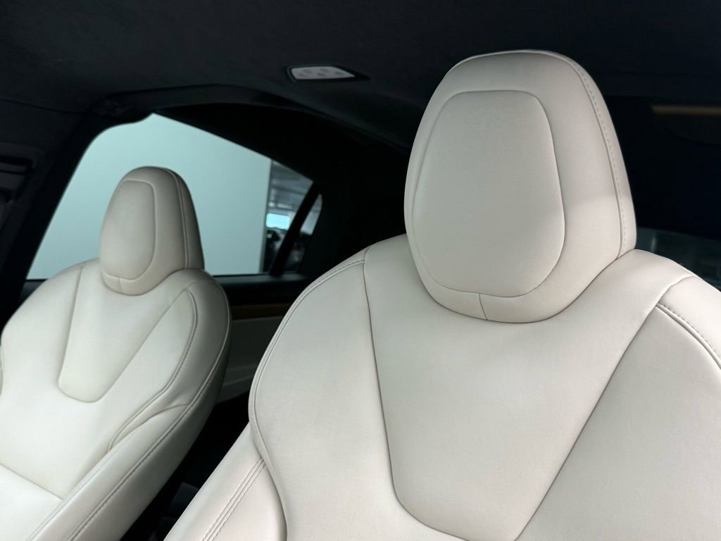 Used 2020 Tesla Model X Long Range image 19