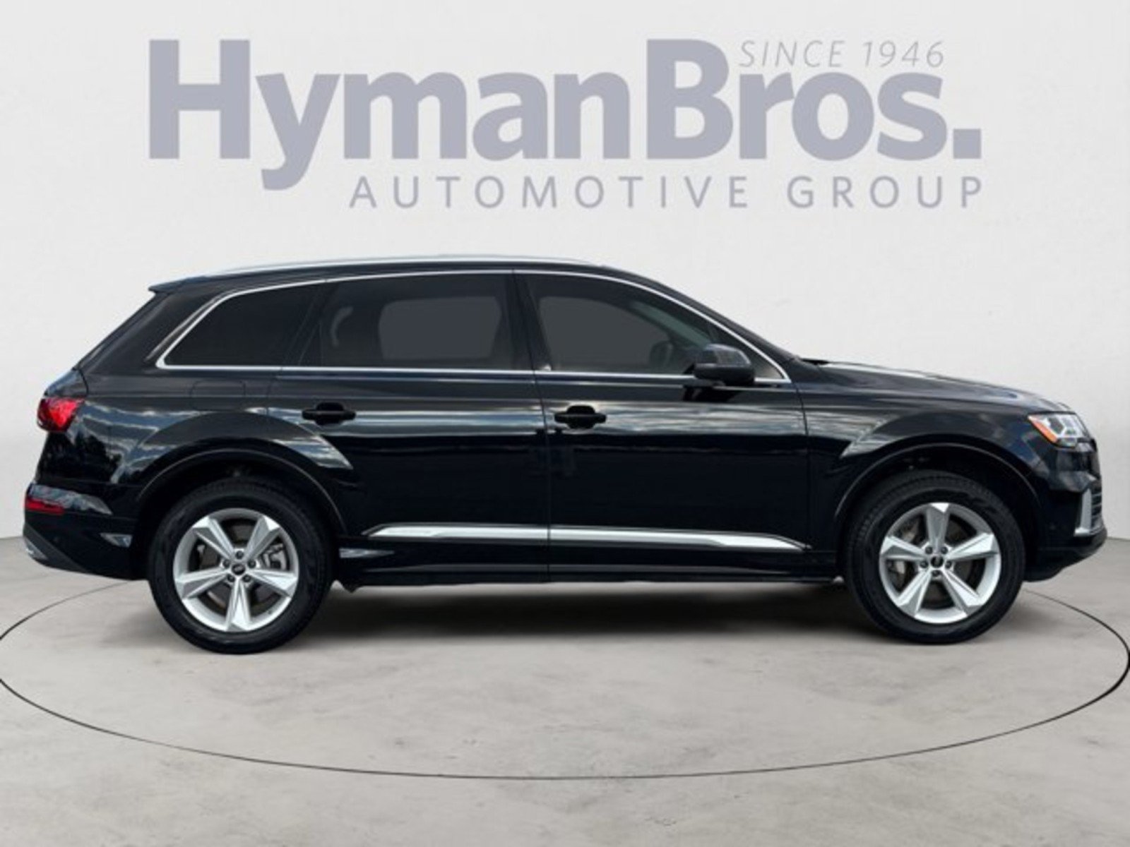 Used 2023 Audi Q7 2.0T Premium w/ Convenience Package AWD/4WD image 2