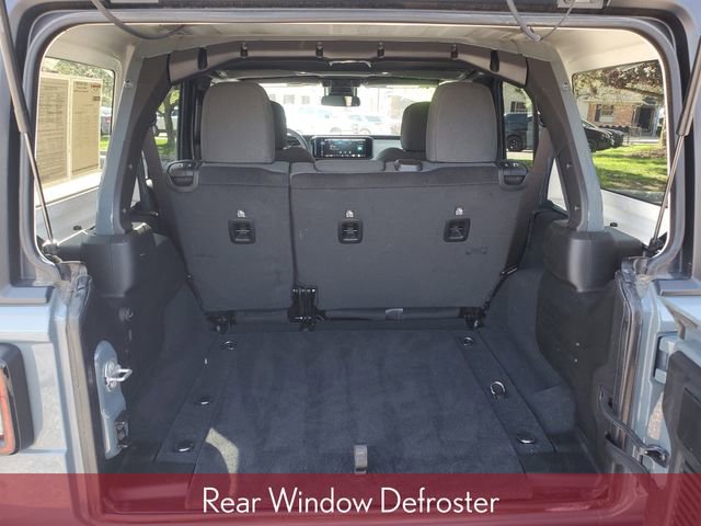 Used 2024 Jeep Wrangler Unlimited Sport AWD/4WD image 9