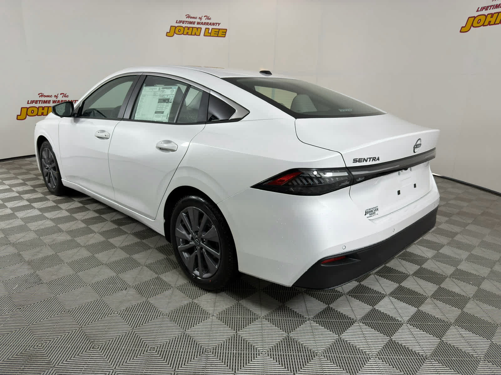 New 2027 Nissan Sentra SL w/ Floor Mat Package FWD image 3