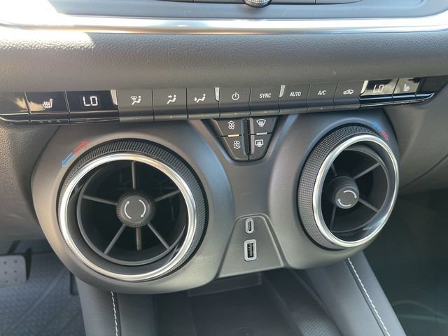 New 2026 Chevrolet Blazer LT w/ Convenience Package AWD/4WD image 18