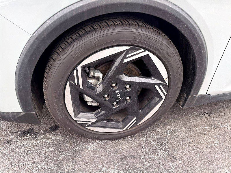 Used 2025 Kia K4 EX image 14