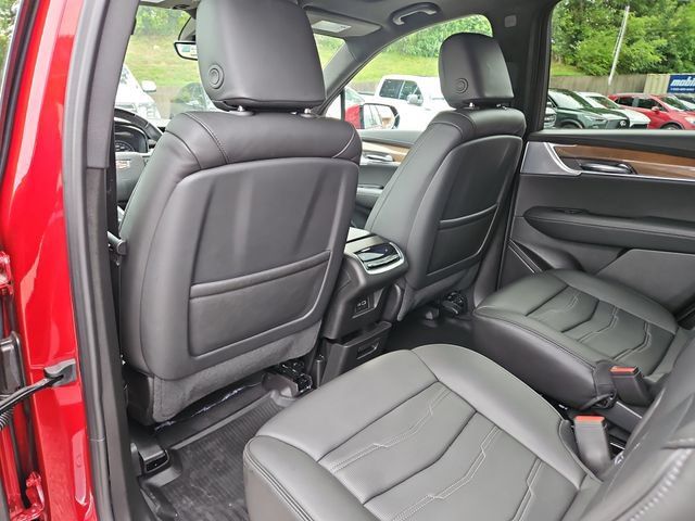 Used 2025 Cadillac XT6 Sport w/ Platinum Package AWD/4WD image 14
