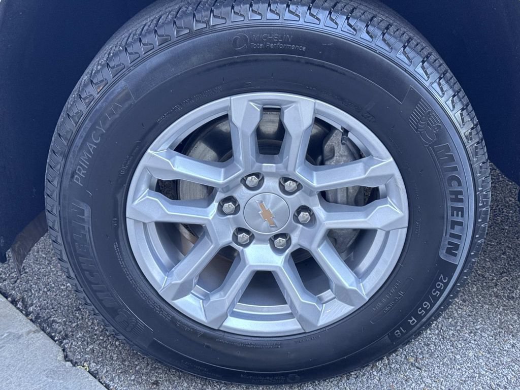 Used 2025 Chevrolet Tahoe LT AWD/4WD image 11