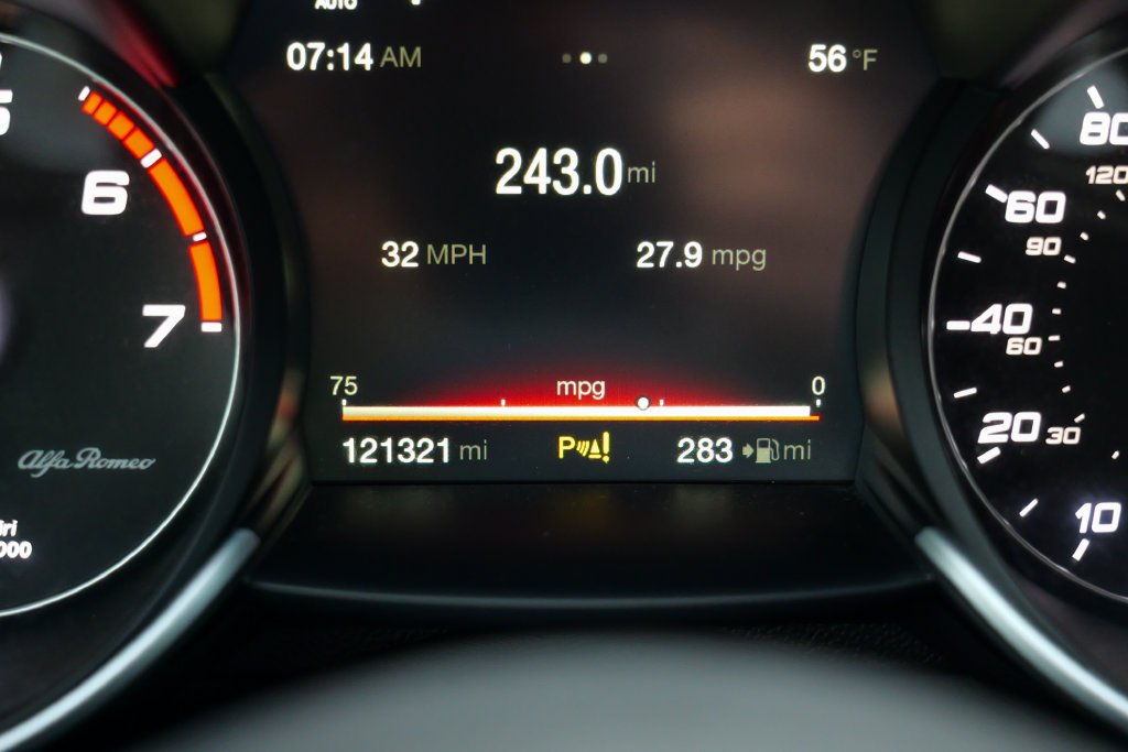Used 2017 Alfa Romeo Giulia AWD w/ Cold Weather Package image 46