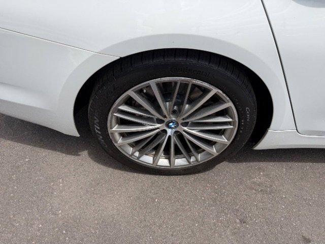 Used 2018 BMW 530e xDrive AWD/4WD image 23