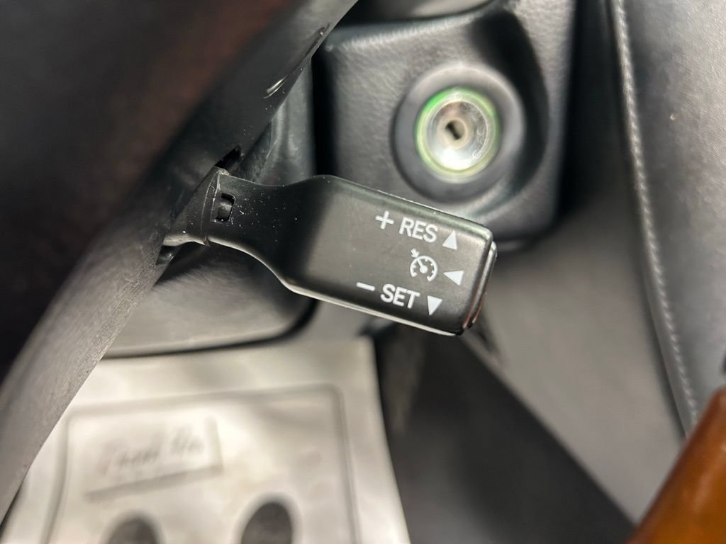 Used 2007 Lexus SC 430 Convertible RWD image 11