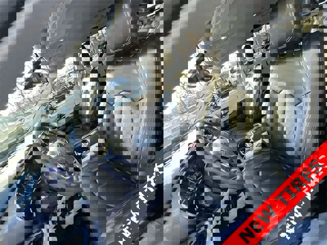 Certified 2024 Chrysler Pacifica Touring-L image 15