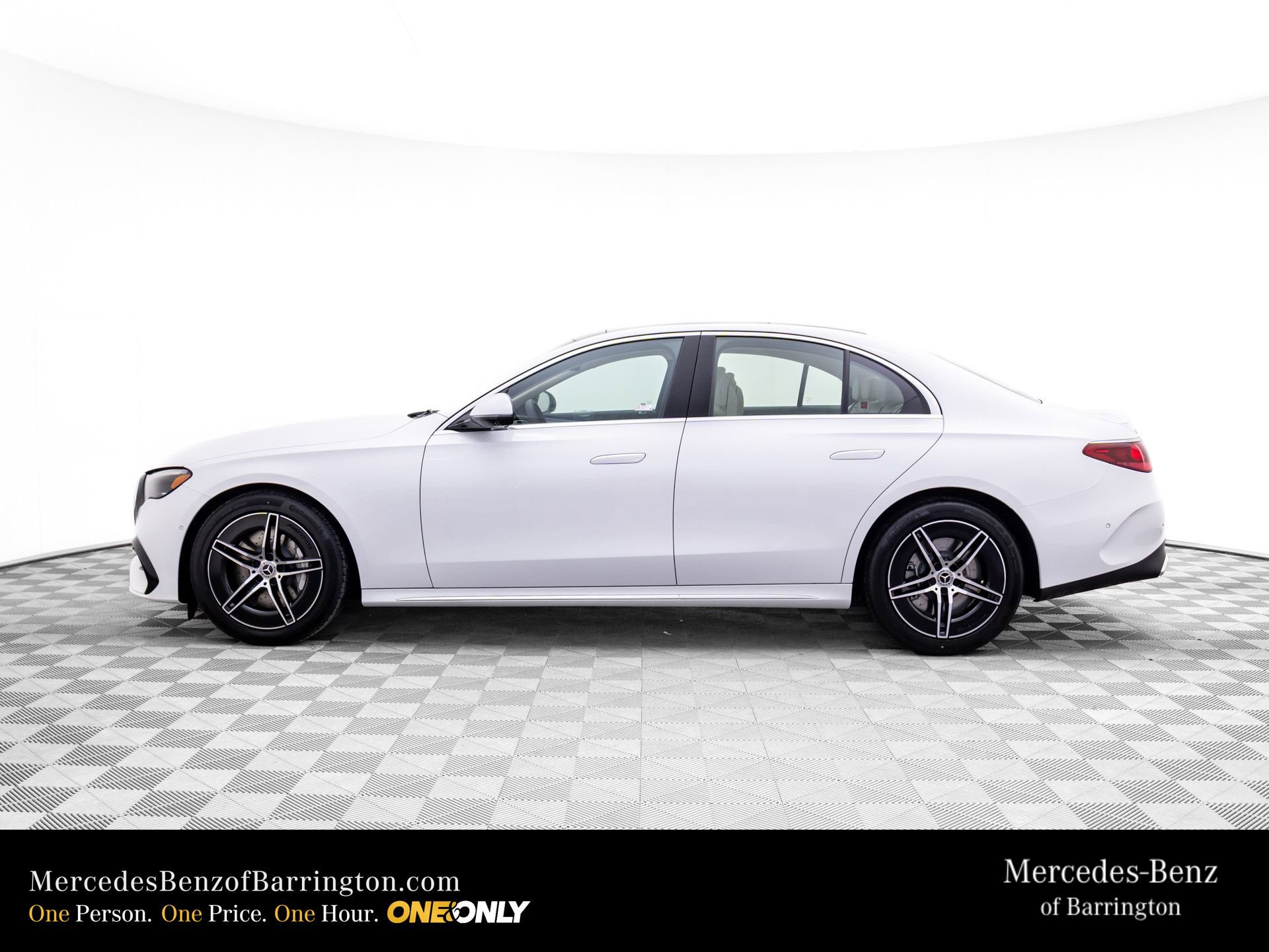 New 2026 Mercedes-Benz E 450 4MATIC Sedan video 2