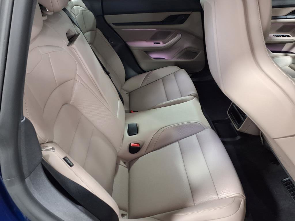 Used 2024 Porsche Taycan 4S image 23