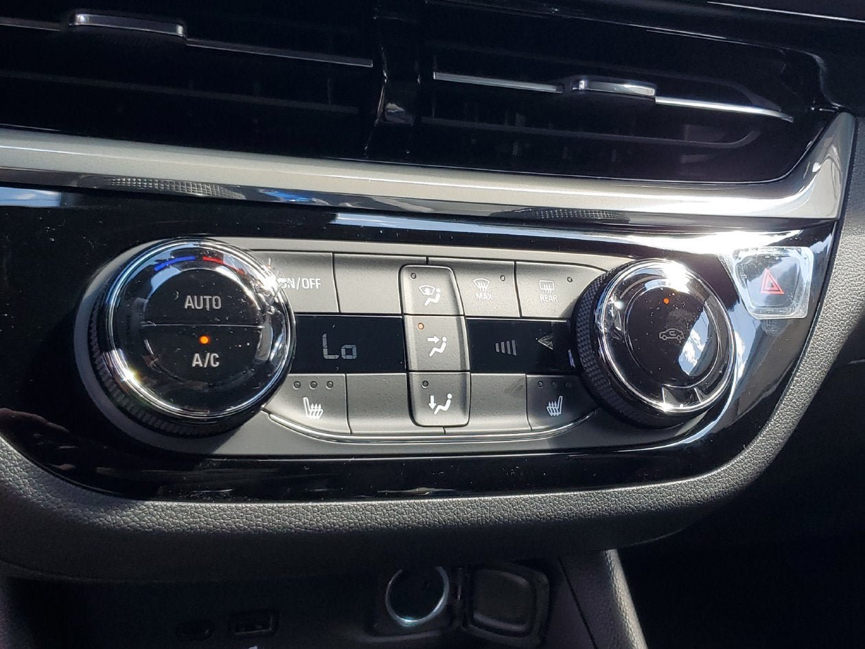 New 2026 Buick Envista Sport Touring w/ Convenience I Package FWD image 22