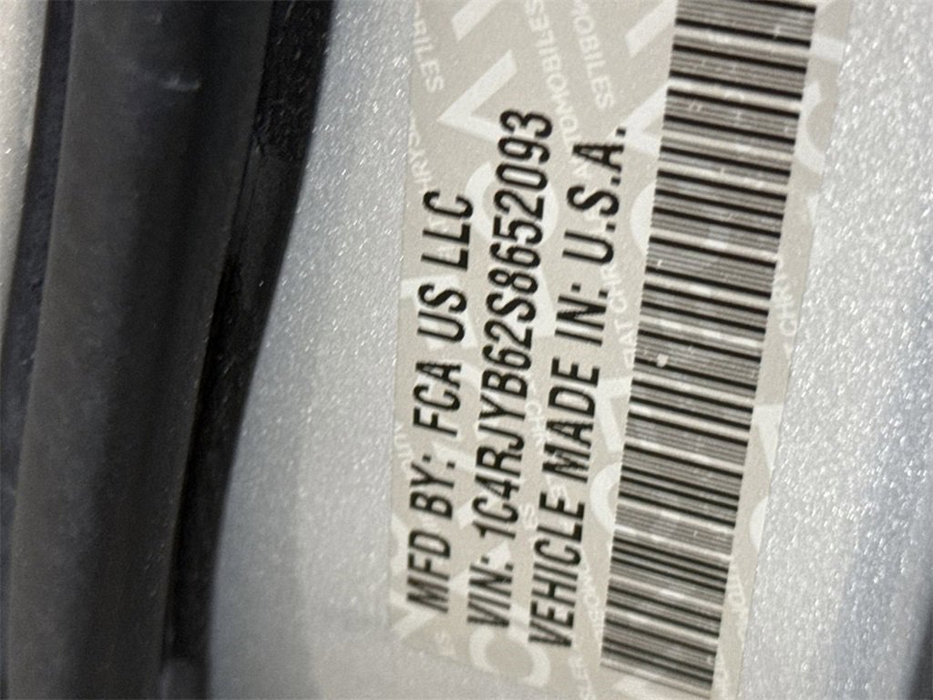 Used 2025 Jeep Grand Cherokee Limited 4xe image 29