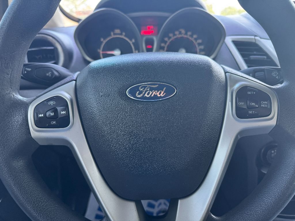 Used 2011 Ford Fiesta SE w/ 203A Rapid Spec Order Code image 26