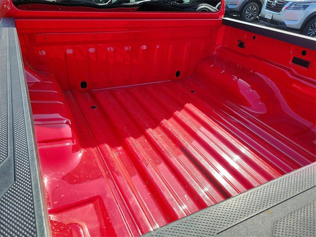 Certified 2025 Nissan Frontier SV image 21