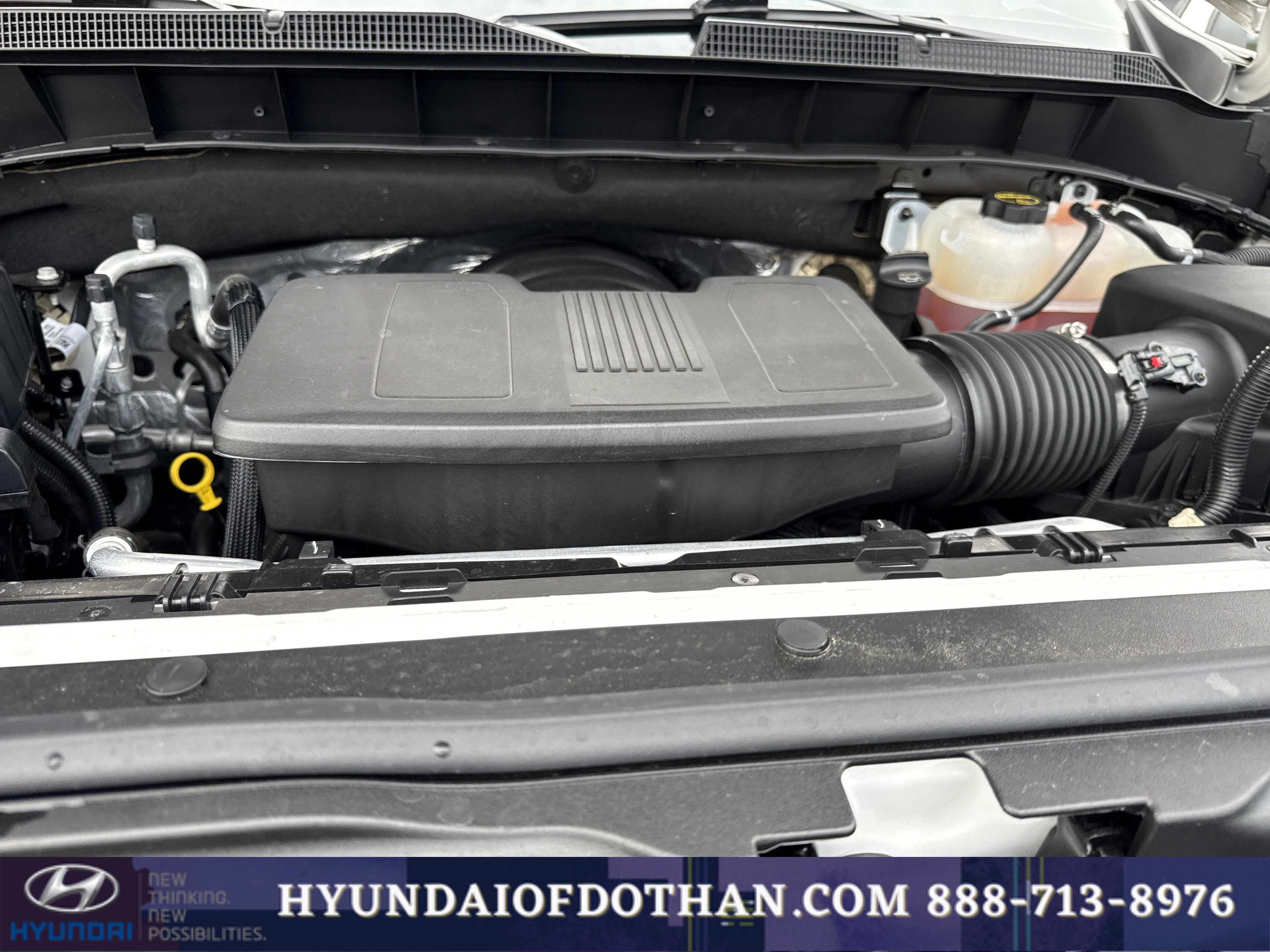 Used 2024 Chevrolet Silverado 1500 High Country w/ Technology Package AWD/4WD image 17